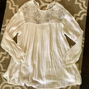 ZARA cream top~ beautiful flowy boho style~xs